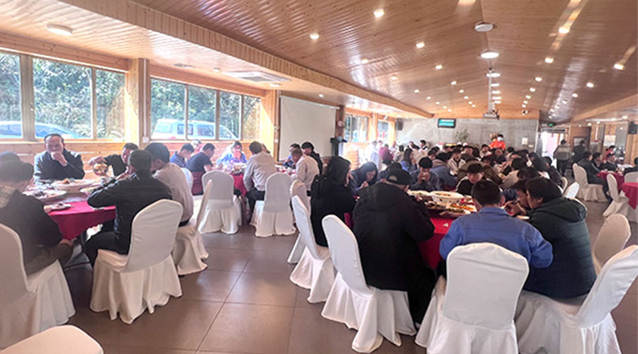 金環(huán)電器開工宴！吃飽喝足加油干迎戰(zhàn)2023！